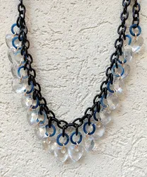שרשרת לבבות שקופים