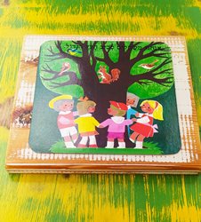 ילדים סביב העץ- תמונה לבית