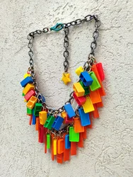 שרשרת צבעוניות משמחת